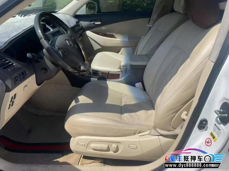 12年雷克萨斯ES轿车抵押车出售