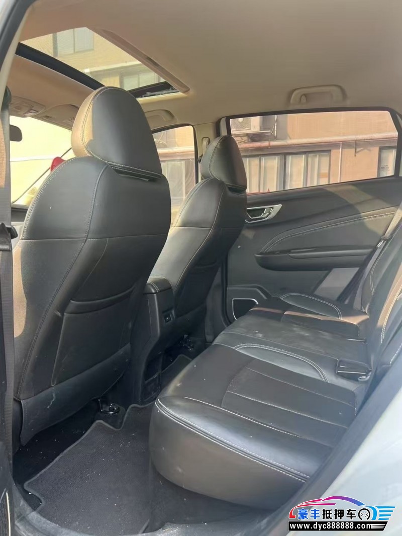 19年吉利远景X3轿车抵押车出售