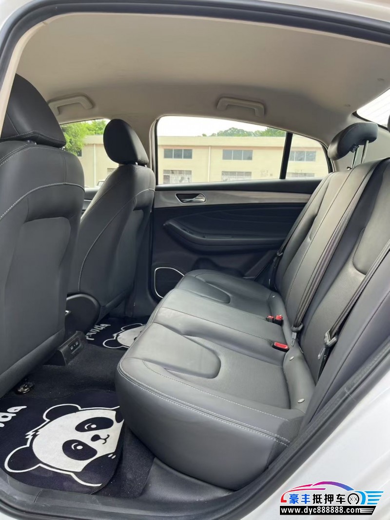 24年奇瑞艾瑞泽轿车抵押车出售