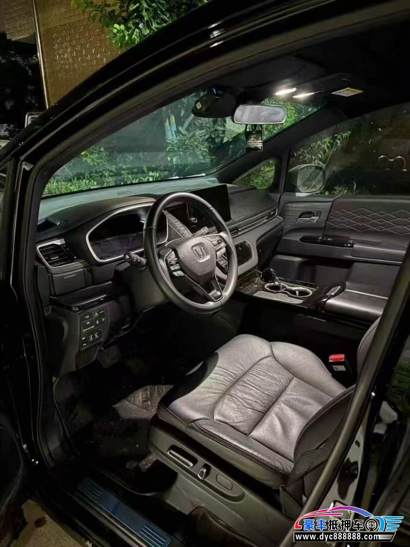 24年本田艾力绅轿车抵押车出售