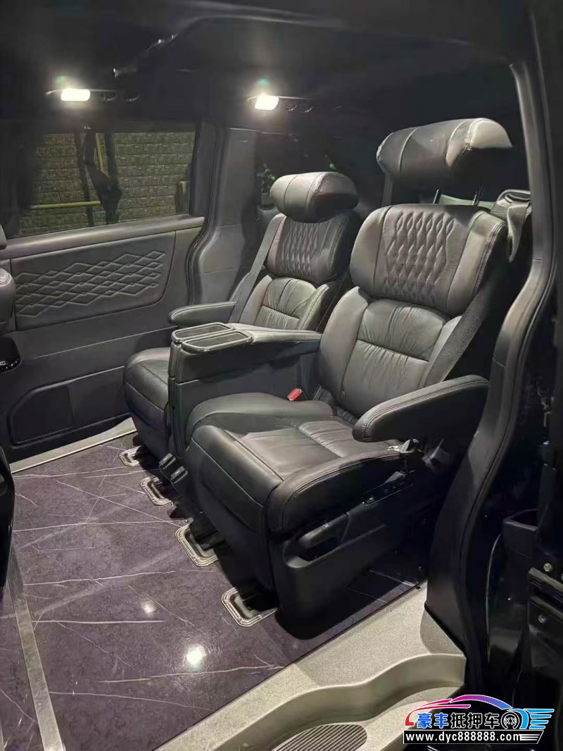 24年本田艾力绅轿车抵押车出售