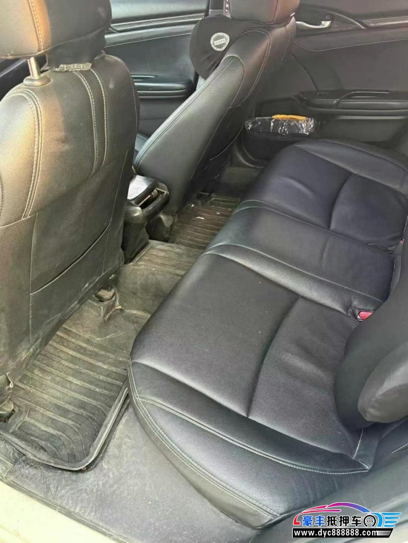 16年本田思域轿车抵押车出售