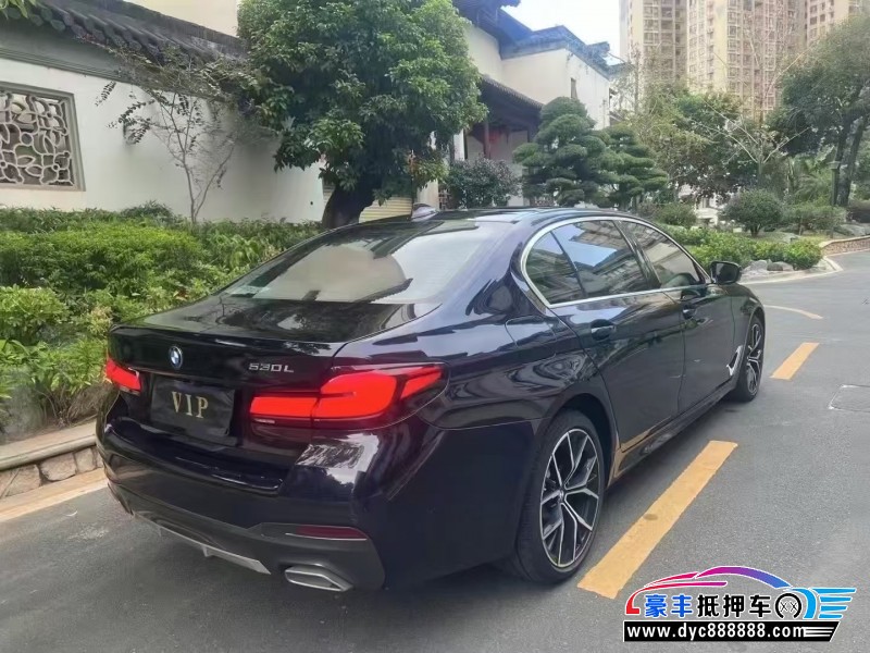 21年宝马5系轿车抵押车出售
