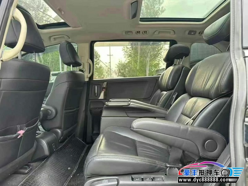 17年本田艾力绅轿车抵押车出售