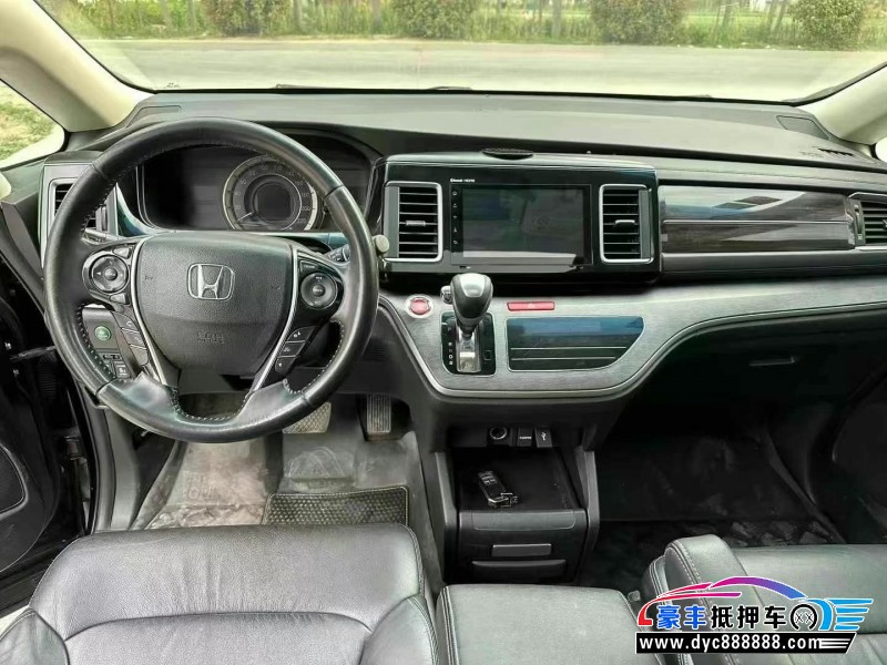 17年本田艾力绅轿车抵押车出售