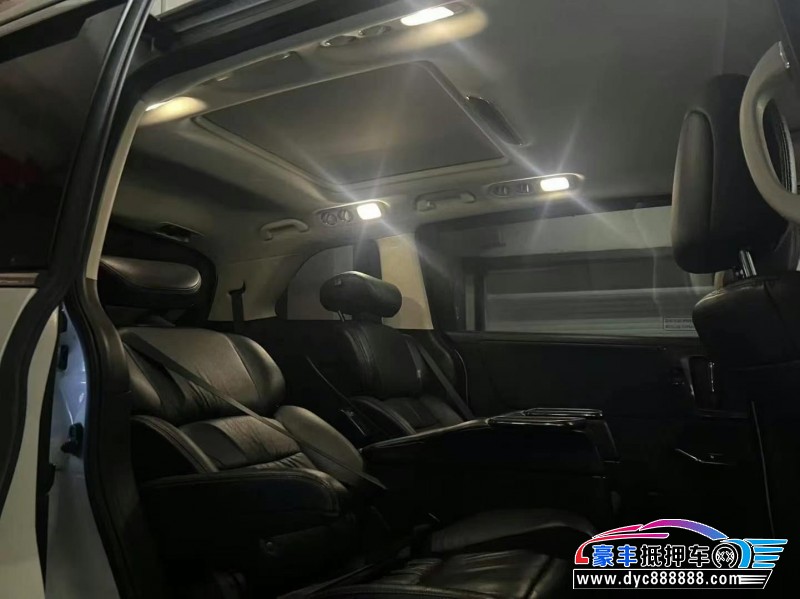 18年本田艾力绅轿车抵押车出售