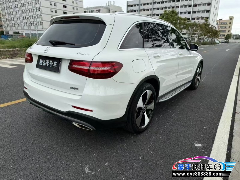 18年奔驰GLC轿车抵押车出售