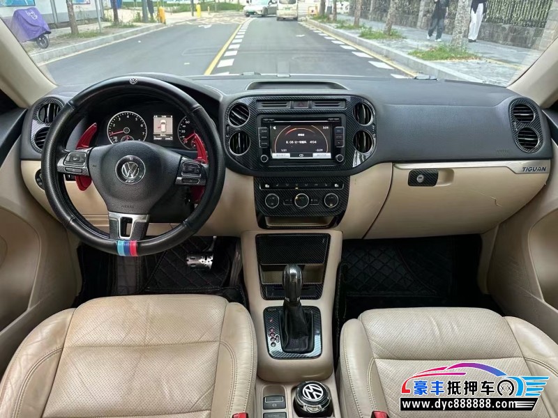 14年大众途观轿车抵押车出售