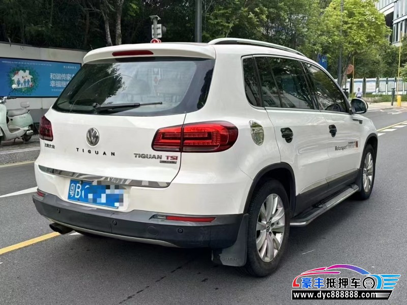 14年大众途观轿车抵押车出售