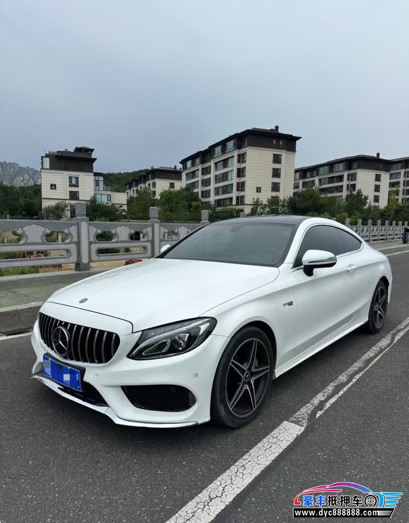 18年奔驰C轿车抵押车出售