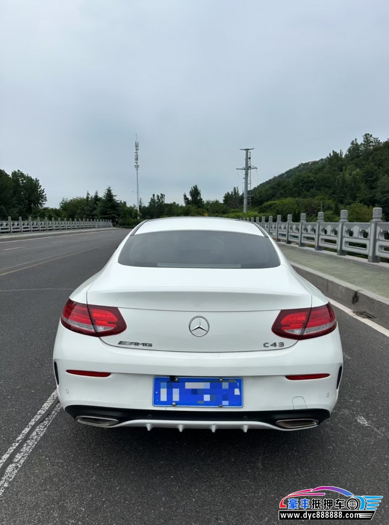 18年奔驰C轿车抵押车出售