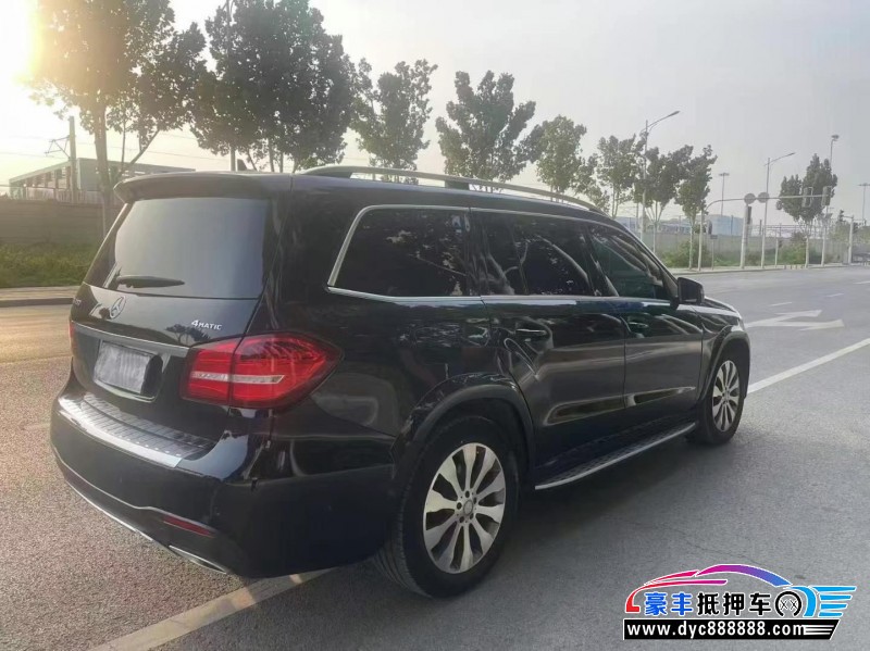 17年奔驰GLSSUV抵押车出售