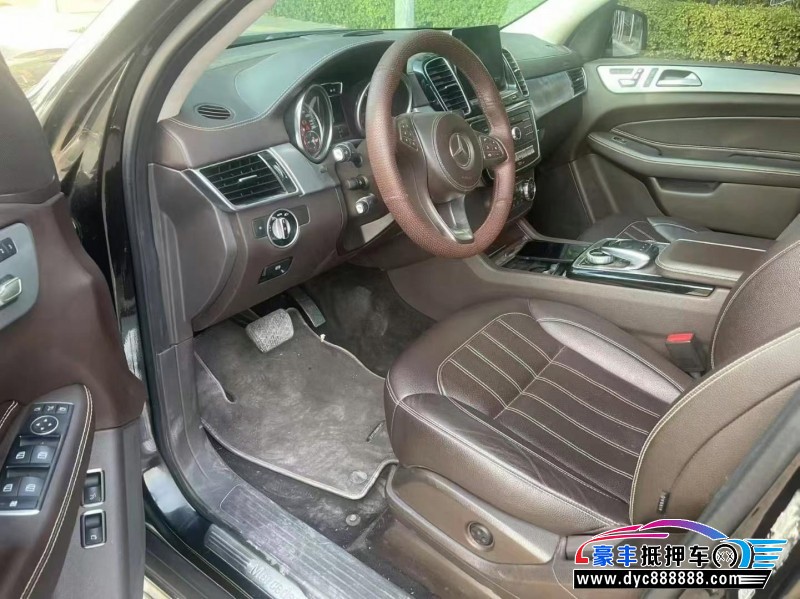 17年奔驰GLSSUV抵押车出售