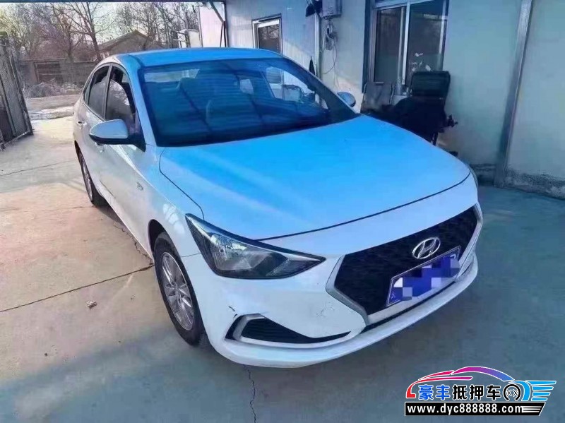 21年现代悦动轿车抵押车出售