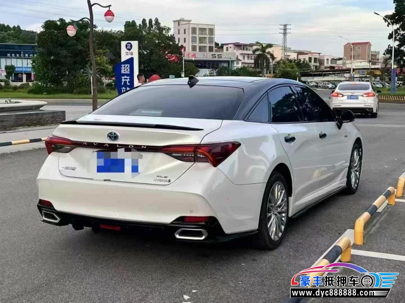 23年丰田亚洲龙轿车抵押车出售