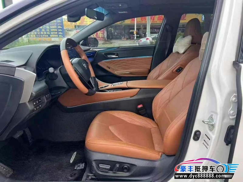 23年丰田亚洲龙轿车抵押车出售