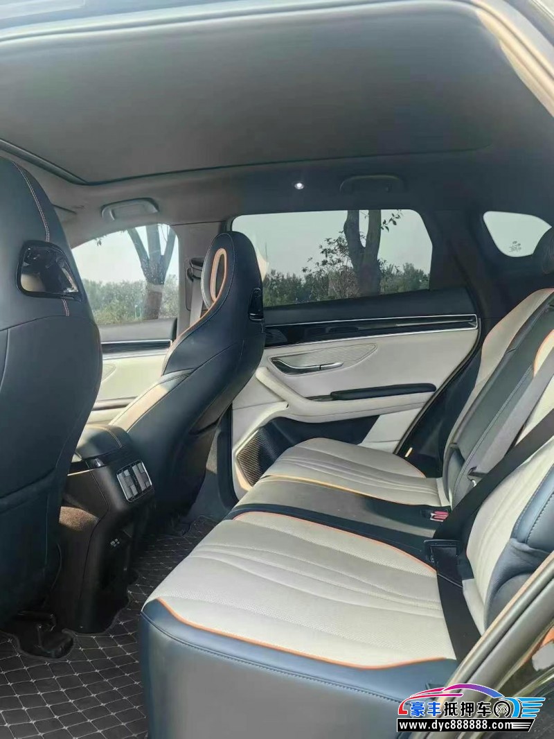 24年比亚迪宋轿车抵押车出售