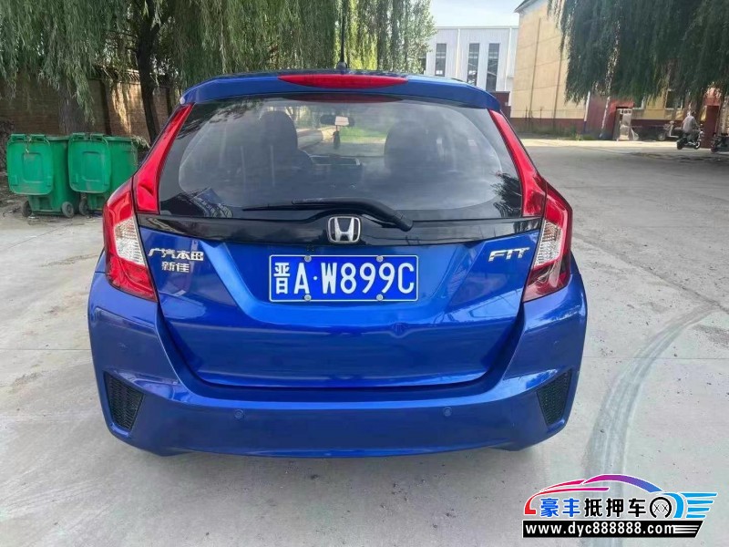 17年本田飞度轿车抵押车出售