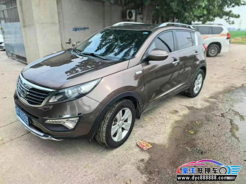 13年起亚智跑轿车抵押车出售