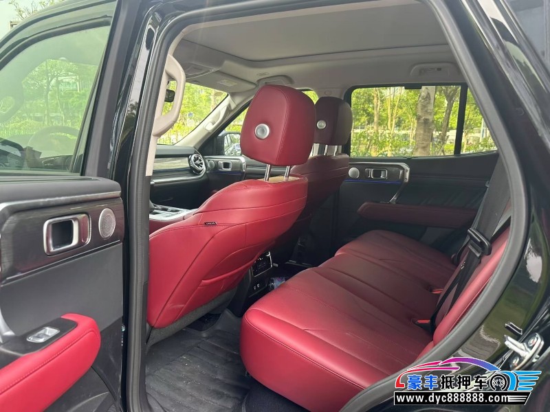 25年WEY坦克400轿车抵押车出售