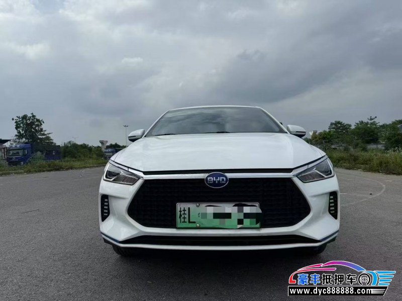 23年比亚迪E3轿车抵押车出售