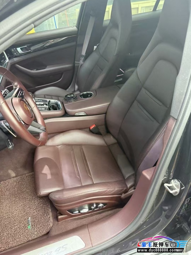 22年保时捷帕纳梅拉轿车抵押车出售