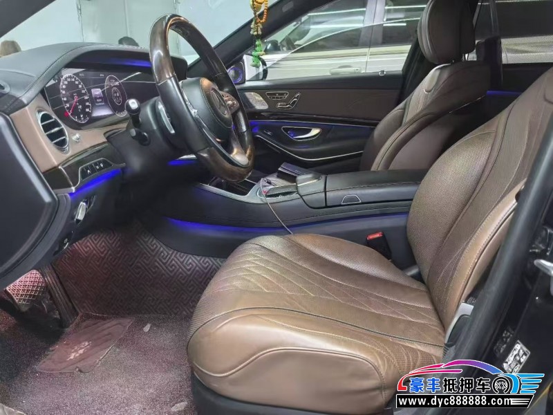 18年奔驰迈巴赫S级轿车抵押车出售