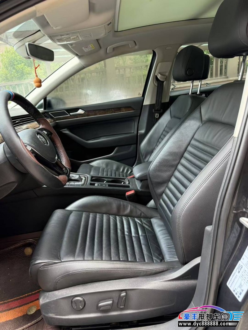 20年大众迈腾轿车抵押车出售