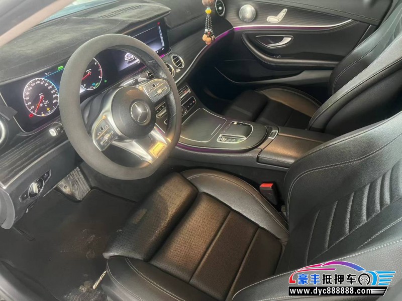 20年奔驰E轿车抵押车出售