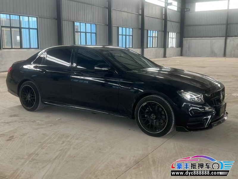 20年奔驰E轿车抵押车出售