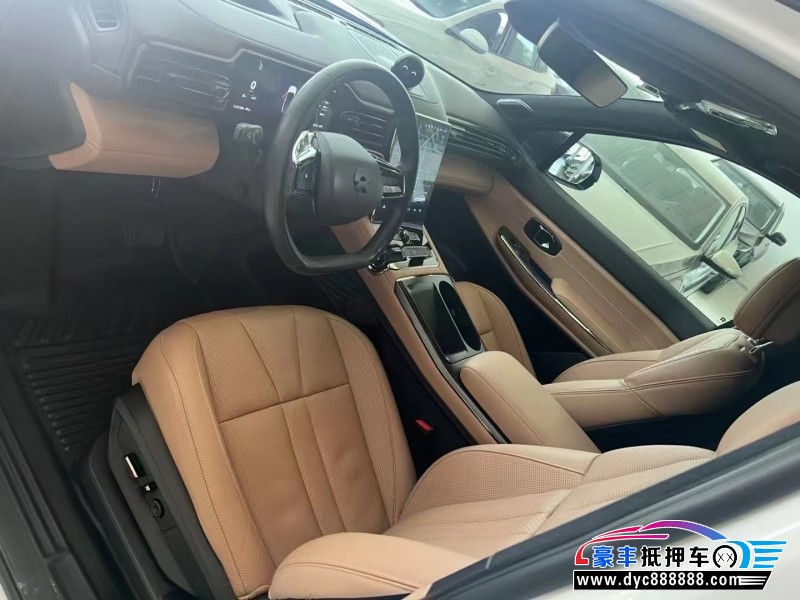 23年蔚来ES8轿车抵押车出售