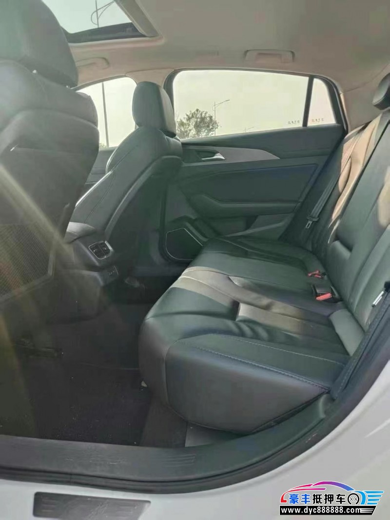 23年红旗H5轿车抵押车出售