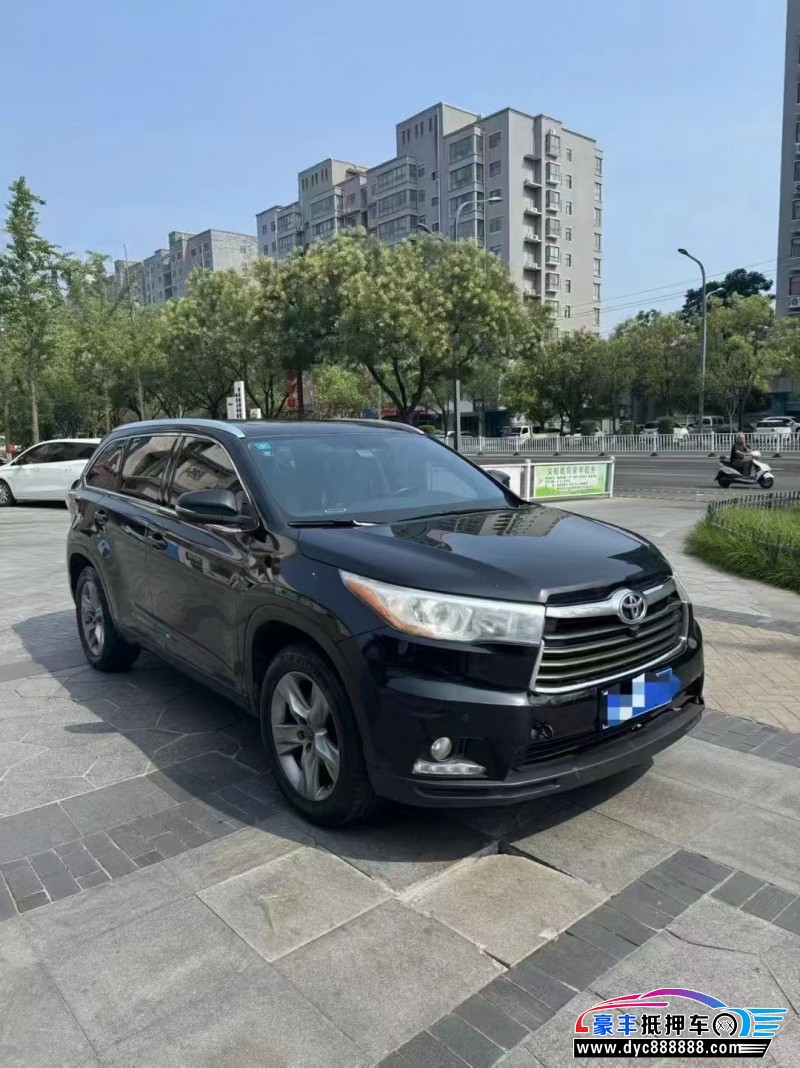 18年丰田汉兰达轿车抵押车出售