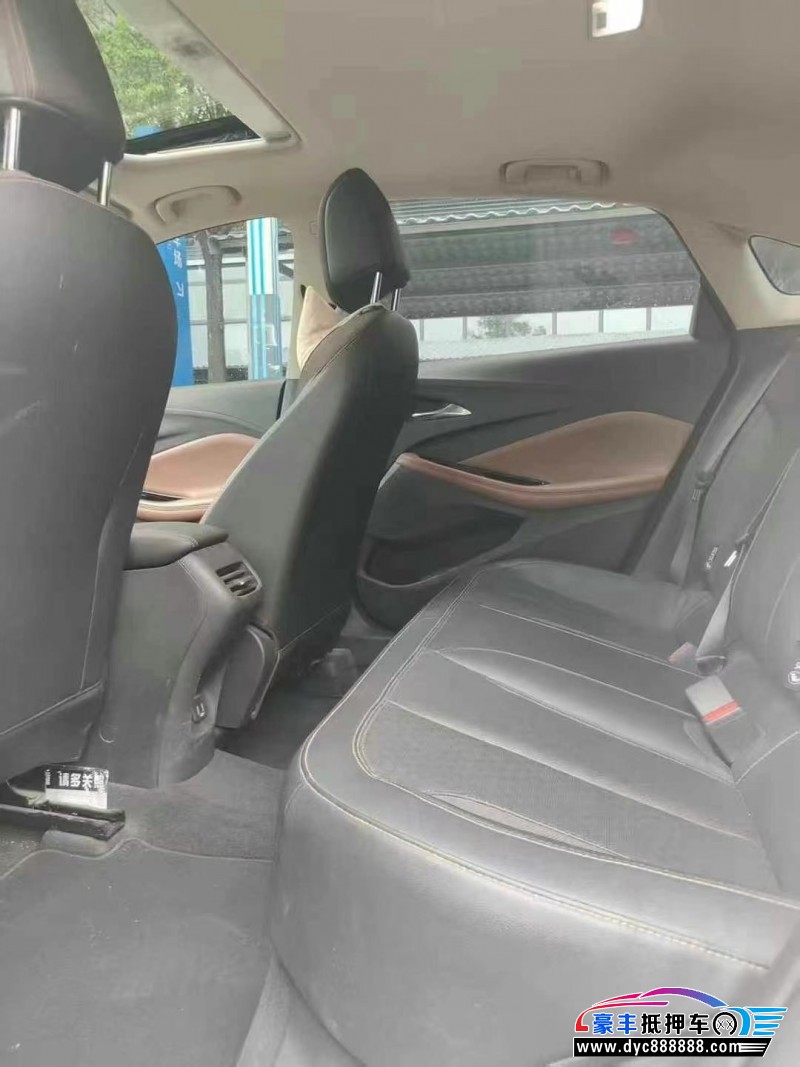 22年别克威朗轿车抵押车出售