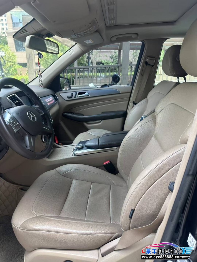 15年奔驰ML轿车抵押车出售