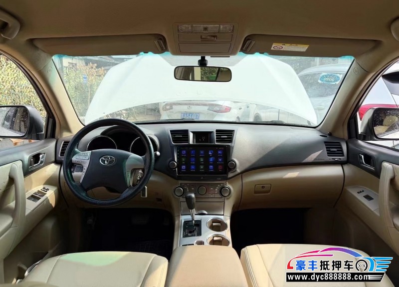 13年丰田汉兰达轿车抵押车出售