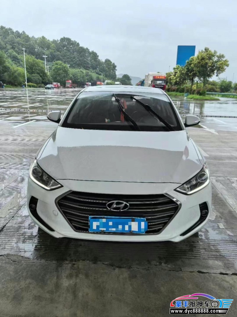 18年现代领动轿车抵押车出售