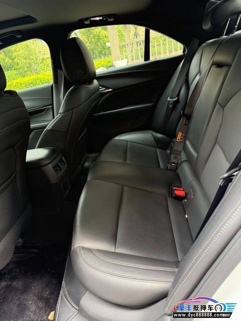 22年凯迪拉克CT4轿车抵押车出售