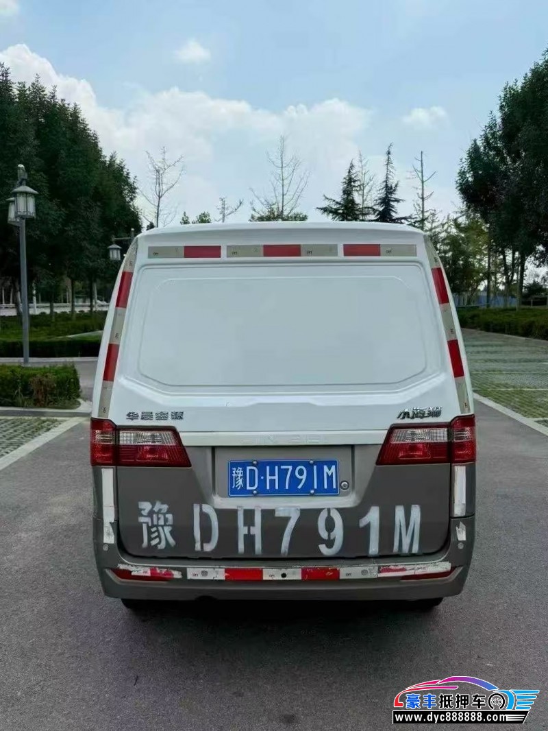 21年金杯海狮轿车抵押车出售