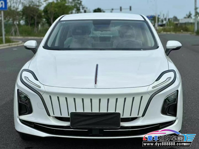 25年红旗EQM5轿车抵押车出售