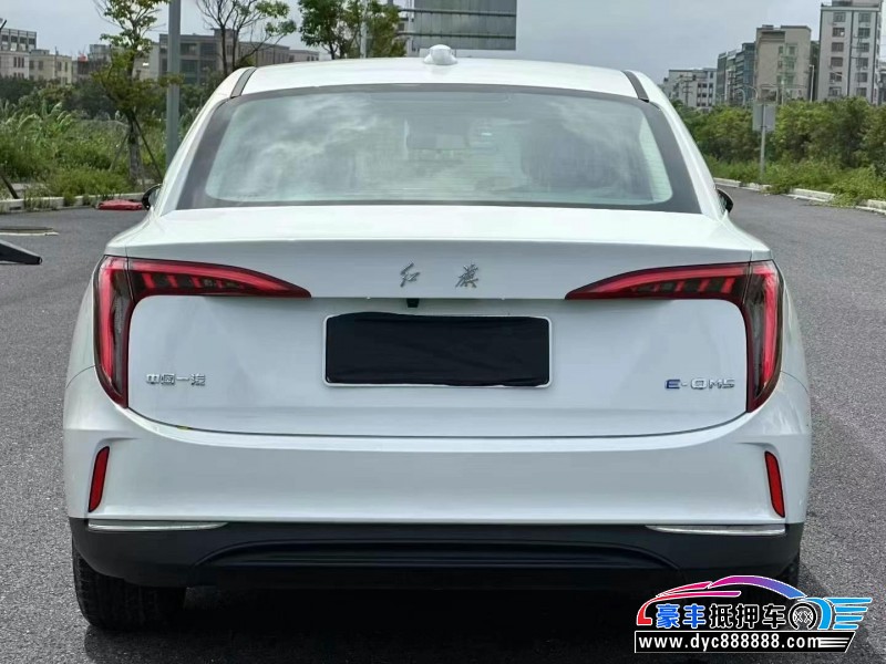 25年红旗EQM5轿车抵押车出售