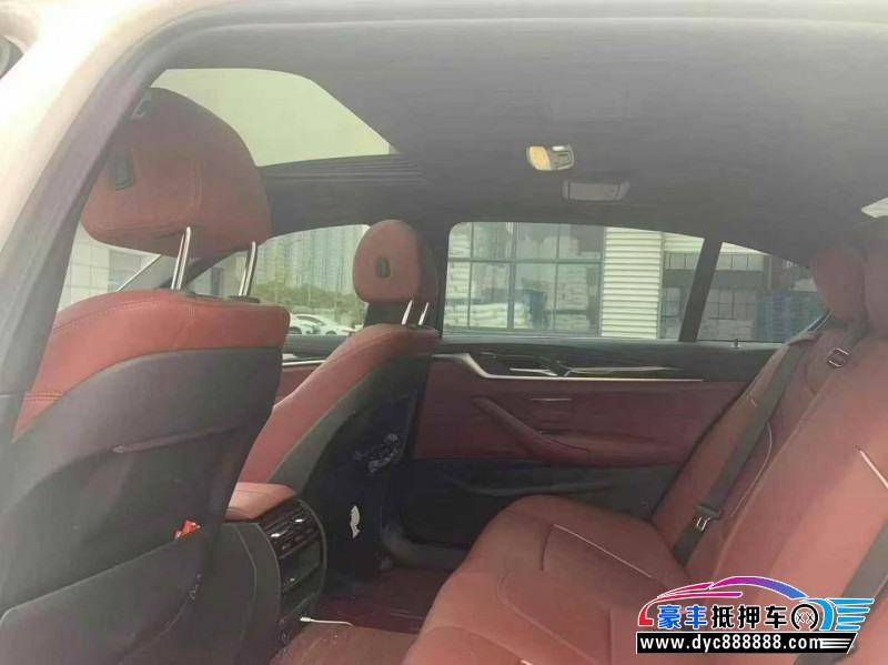 21年宝马5系轿车抵押车出售