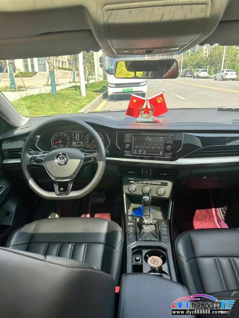 20年大众帕萨特轿车抵押车出售