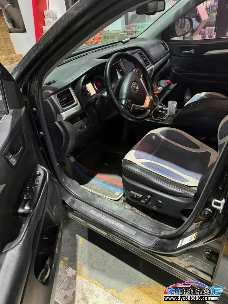 18年丰田汉兰达轿车抵押车出售