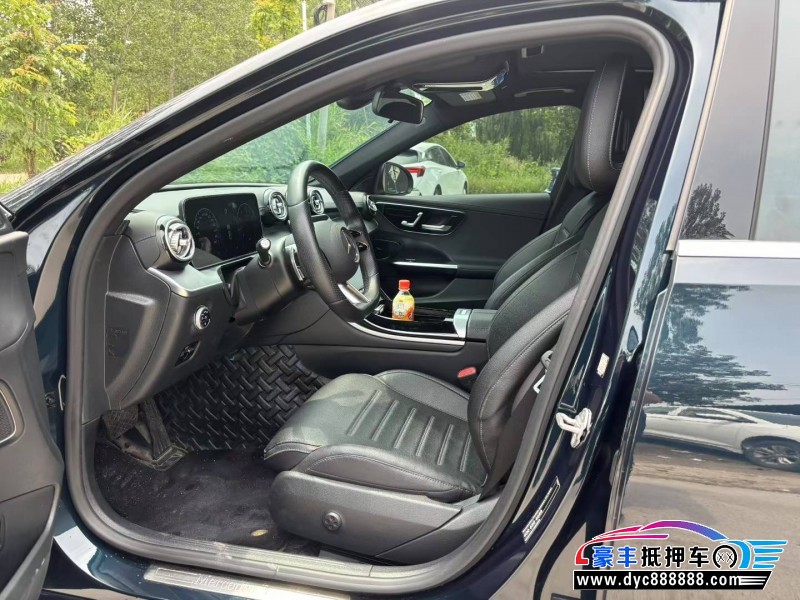 22年奔驰C轿车抵押车出售