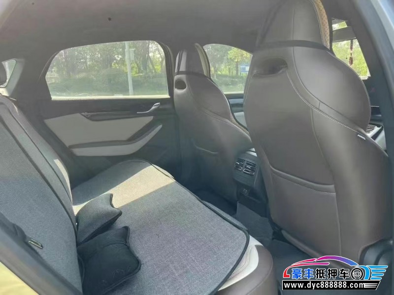 23年比亚迪秦轿车抵押车出售