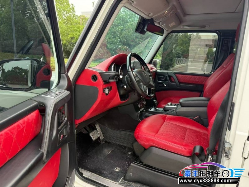 14年奔驰G轿车抵押车出售