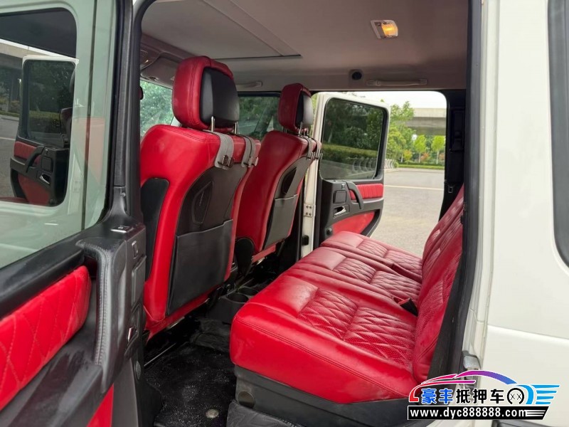 14年奔驰G轿车抵押车出售