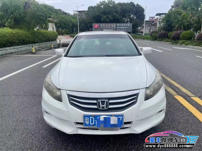 25年本田雅阁轿车抵押车出售