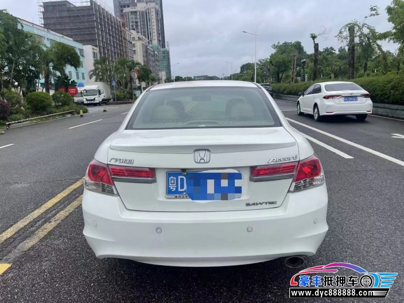 25年本田雅阁轿车抵押车出售